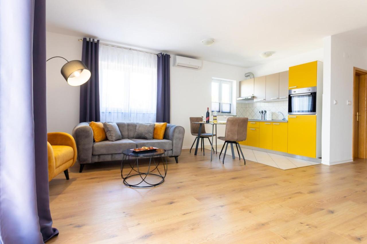 Apartment Demo Malinska Exteriér fotografie